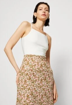 Anna Field Top - Off-White -Anna Field 002bafc69fb44bd8bdc90c9b68b08485