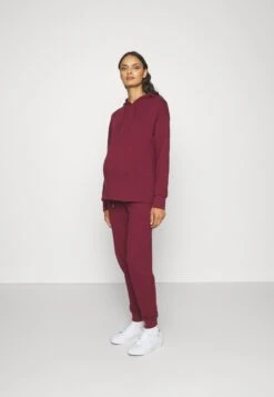 Set - Hoodie - Dark Red