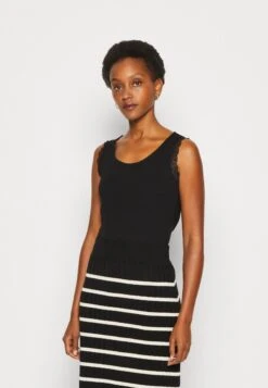 Anna Field Top - Black